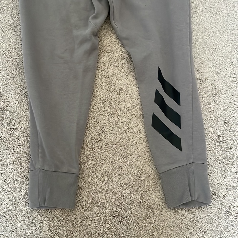 Adidas joggers - Picture 6 of 6
